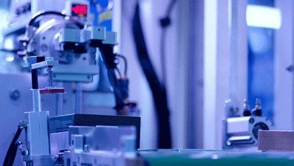 一臺(tái)手機(jī)的“智能”制造之旅 探秘聯(lián)想武漢工廠的人工智能應(yīng)用